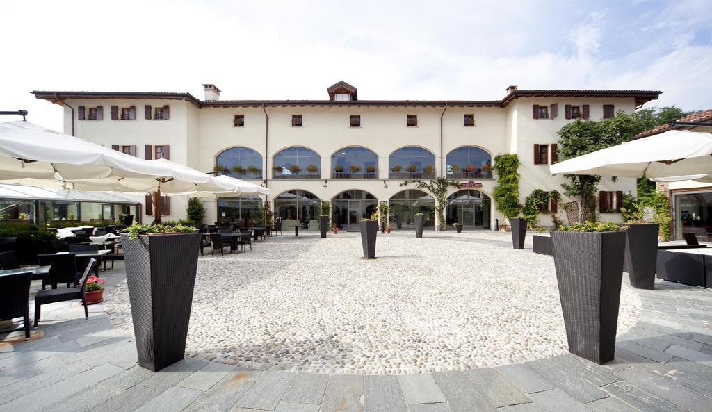Hotel Cascina Canova Uggiate-Trevano Kültér fotó